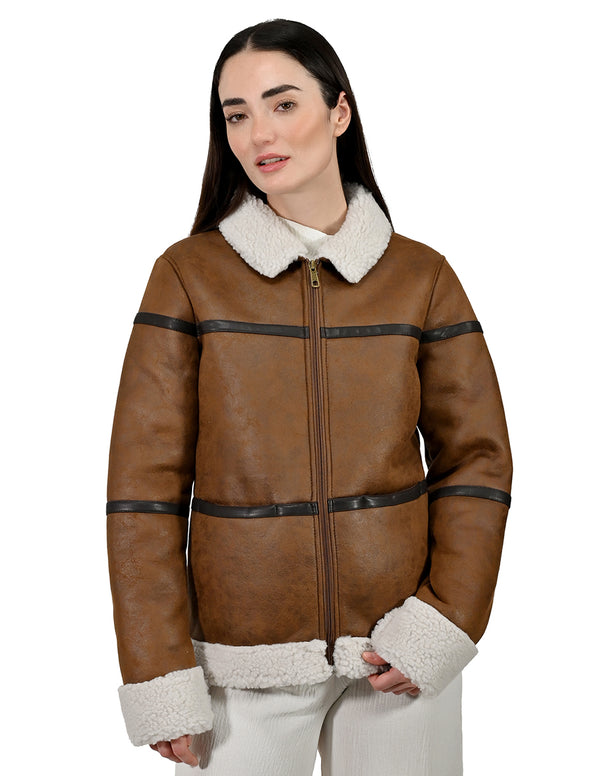 Chamarra marca LEE para Mujer en color Café con borrega.